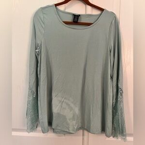 TORRID 00 (10-12) Tie-Dye Bell-Sleeve Jersey Top